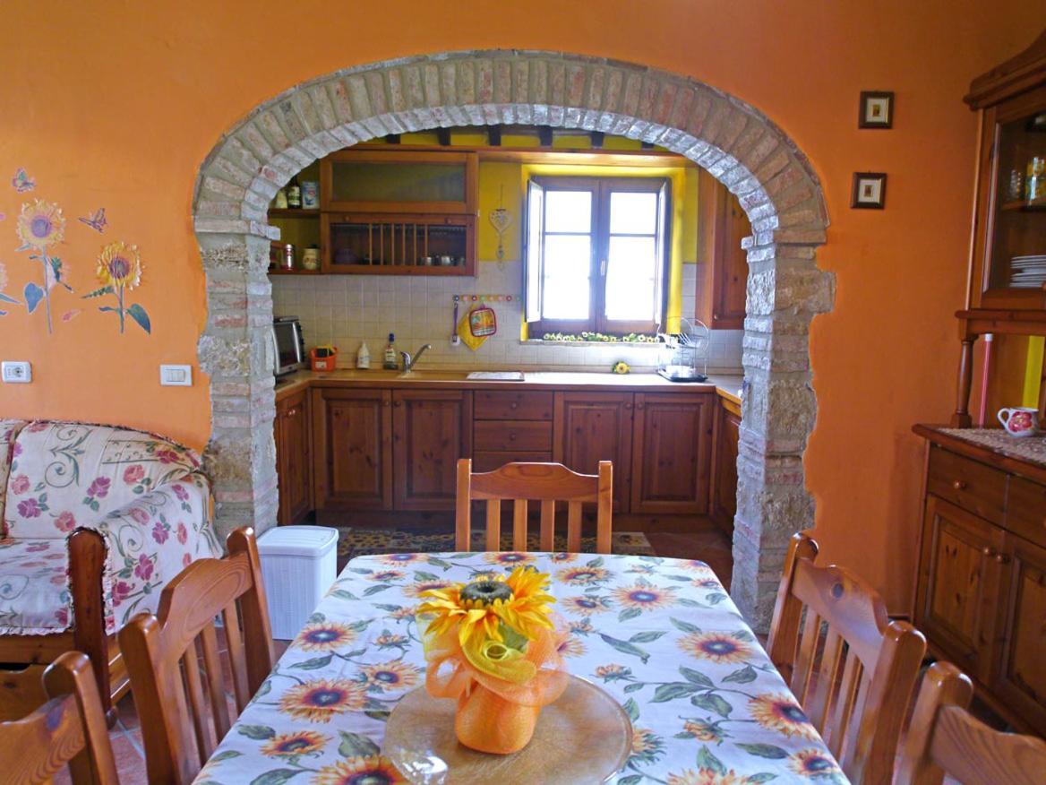 אסיאנו Casa Country House Girasole Vakantie Huis-Wakacje Huis מראה חיצוני תמונה
